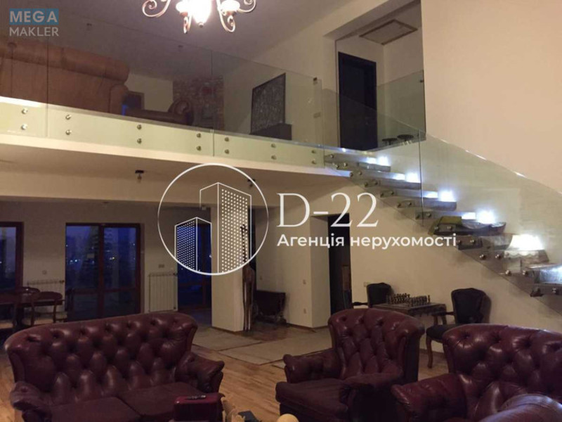 Продаж дома, 2 поверху, 300 кв.м, 4 кімнати, ділянка 10 соток, <a class="location-link" href="/kiev/" title="Недвижимость Київ">Київ</a>, <a class="location-link" href="/kiev/solomenskij/" title="Недвижимость Солом'янський район">Солом'янський р-н</a>, Городня вул., 28 (изображение 13)