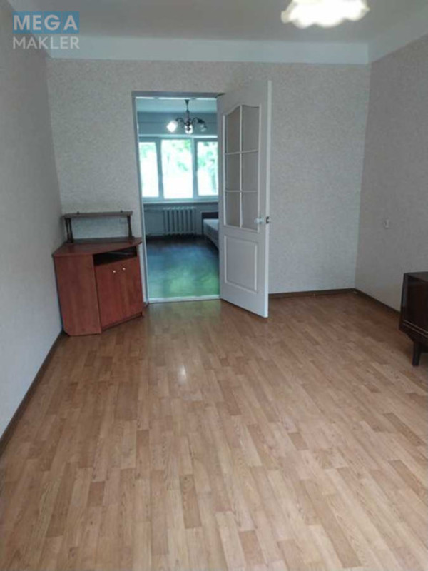 Продаж 2 кімнатної квартири (45/30/6), 1 пов. 5 пов. будинку, <a class="location-link" href="/kiev/" title="Недвижимость Київ">Київ</a>, <a class="location-link" href="/kiev/shevchenkovskij/" title="Недвижимость Шевченківський район">Шевченківський р-н</a>, Данила Щербаківського вул. (изображение 5)