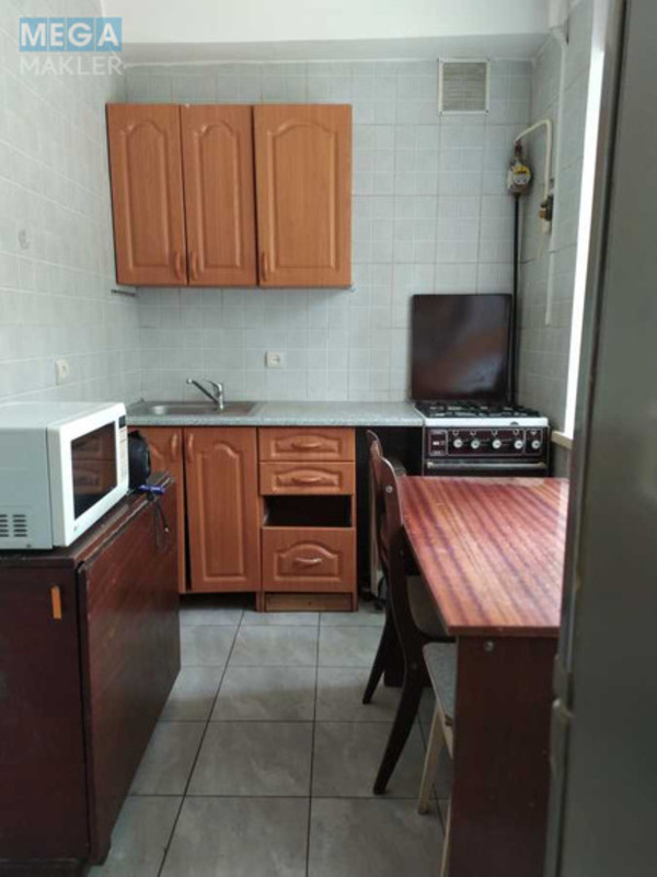 Продаж 2 кімнатної квартири (45/30/6), 1 пов. 5 пов. будинку, <a class="location-link" href="/kiev/" title="Недвижимость Київ">Київ</a>, <a class="location-link" href="/kiev/shevchenkovskij/" title="Недвижимость Шевченківський район">Шевченківський р-н</a>, Данила Щербаківського вул. (изображение 7)