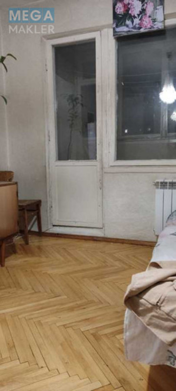 Оренда 3 кімнатної квартири, <a class="location-link" href="/kiev/" title="Недвижимость Київ">Київ</a>, <a class="location-link" href="/kiev/svyatoshinskij/" title="Недвижимость Святошинський район">Святошинський р-н</a>, Академика Доброхотова ул., 1 (изображение 10)