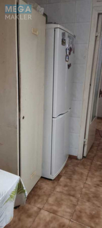 Оренда 3 кімнатної квартири, <a class="location-link" href="/kiev/" title="Недвижимость Київ">Київ</a>, <a class="location-link" href="/kiev/svyatoshinskij/" title="Недвижимость Святошинський район">Святошинський р-н</a>, Академика Доброхотова ул., 1 (изображение 14)