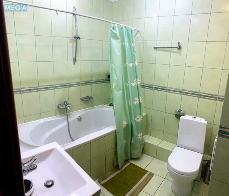 Продаж 3 кімнатної квартири (96/51/14), 12 пов. 17 пов. будинку, <a class="location-link" href="/kiev/" title="Недвижимость Київ">Київ</a>, <a class="location-link" href="/kiev/shevchenkovskij/" title="Недвижимость Шевченківський район">Шевченківський р-н</a>, Степана Руданського вул., 4-6 (изображение 13)