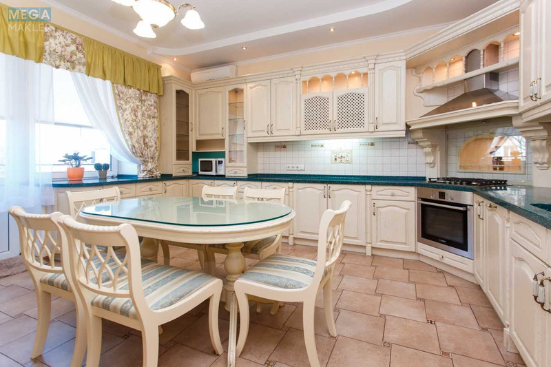 Продаж дома, 2 поверху, 446 кв.м, 6 кімнат, ділянка 12 соток, <a class="location-link" href="/glevaha/" title="Недвижимость Глеваха">Глеваха</a>, киевская (изображение 2)