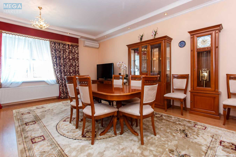 Продаж дома, 2 поверху, 446 кв.м, 6 кімнат, ділянка 12 соток, <a class="location-link" href="/glevaha/" title="Недвижимость Глеваха">Глеваха</a>, киевская (изображение 10)