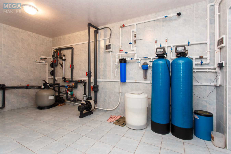 Продаж дома, 2 поверху, 446 кв.м, 6 кімнат, ділянка 12 соток, <a class="location-link" href="/glevaha/" title="Недвижимость Глеваха">Глеваха</a>, киевская (изображение 16)