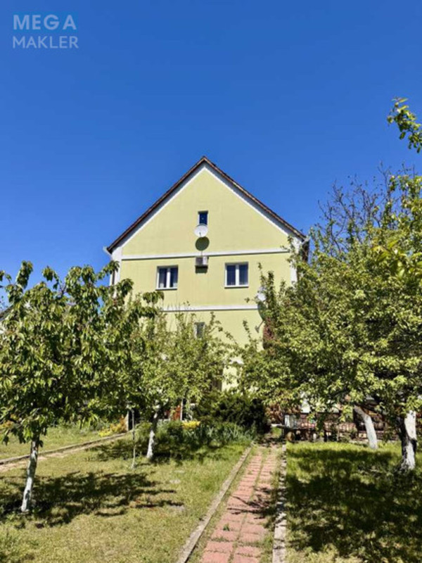 Продаж дома, 3 поверху, 298,40 кв.м, 7 кімнат, ділянка 20 соток, <a class="location-link" href="/podgorcy-selo/" title="Недвижимость Підгірці">Підгірці</a>, Озерна (изображение 8)