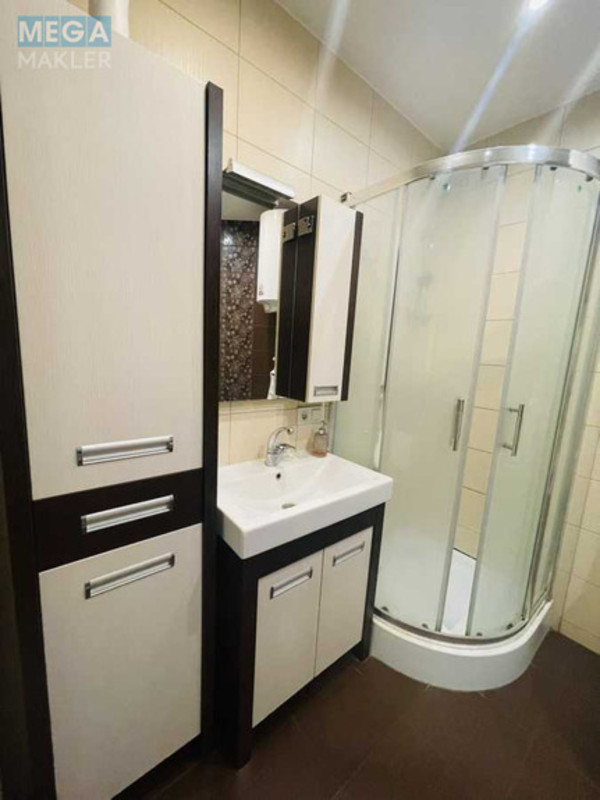 Оренда 1 кімнатної квартири, <a class="location-link" href="/kiev/" title="Недвижимость Київ">Київ</a>, <a class="location-link" href="/kiev/podolskij/" title="Недвижимость Подільський район">Подільський р-н</a>, Вишгородська вул., 45 (изображение 12)