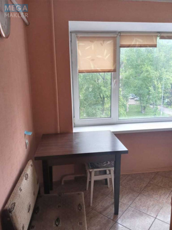 Оренда 2 кімнатної квартири, <a class="location-link" href="/kiev/" title="Недвижимость Київ">Київ</a>, <a class="location-link" href="/kiev/svyatoshinskij/" title="Недвижимость Святошинський район">Святошинський р-н</a>, Академика Туполева ул., 5 (изображение 2)