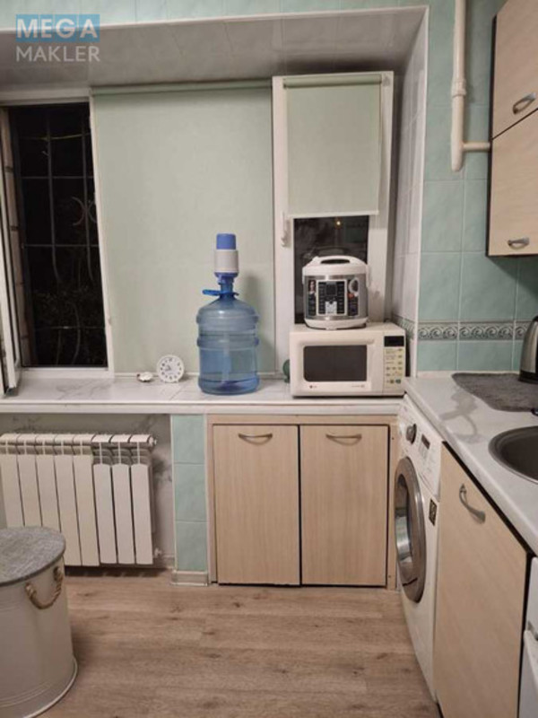 Оренда кімнати (підселення), <a class="location-link" href="/kiev/" title="Недвижимость Київ">Київ</a>, <a class="location-link" href="/kiev/dneprovskij/" title="Недвижимость Дніпровський район">Дніпровський р-н</a>, Энтузиастов ул., 35/1 (изображение 3)