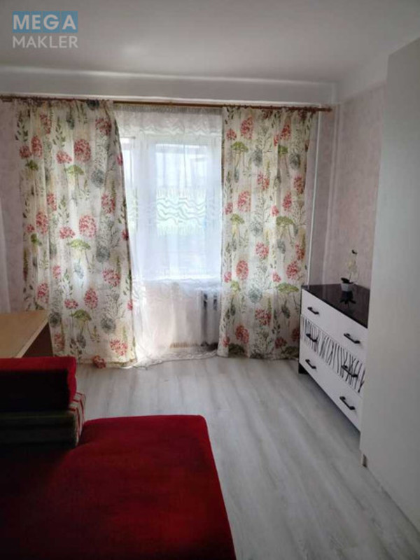 Оренда кімнати (підселення), <a class="location-link" href="/kiev/" title="Недвижимость Київ">Київ</a>, <a class="location-link" href="/kiev/dneprovskij/" title="Недвижимость Дніпровський район">Дніпровський р-н</a>, Будівельників вул., 11 (изображение 2)