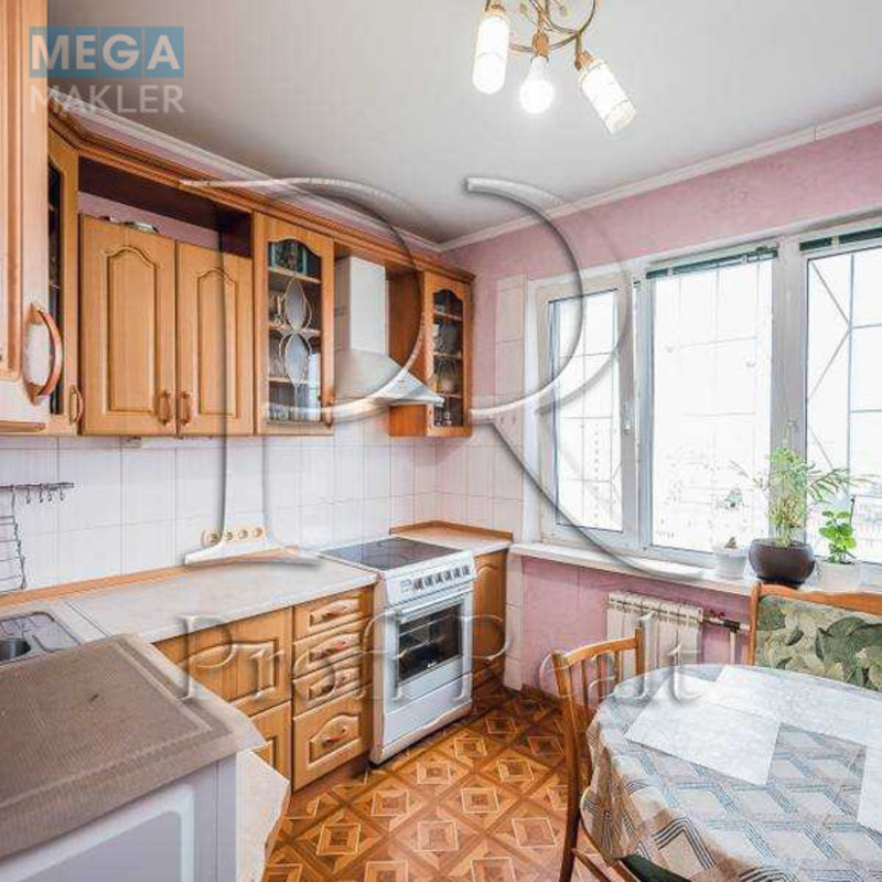 Продаж 3 кімнатної квартири (72/42/8), 16 пов. 16 пов. будинку, <a class="location-link" href="/kiev/" title="Недвижимость Київ">Київ</a>, <a class="location-link" href="/kiev/darnickij/" title="Недвижимость Дарницький район">Дарницький р-н</a>, Харківське шосе, 148 (изображение 2)
