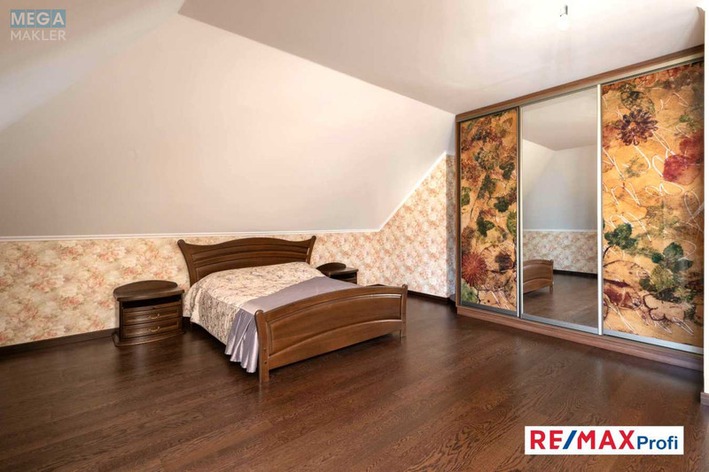 Продаж дома, 2 поверху, 260 кв.м, 5 кімнат, ділянка 12 соток, <a class="location-link" href="/hotov/" title="Недвижимость Хотів">Хотів</a>, Олександра Невского (изображение 23)