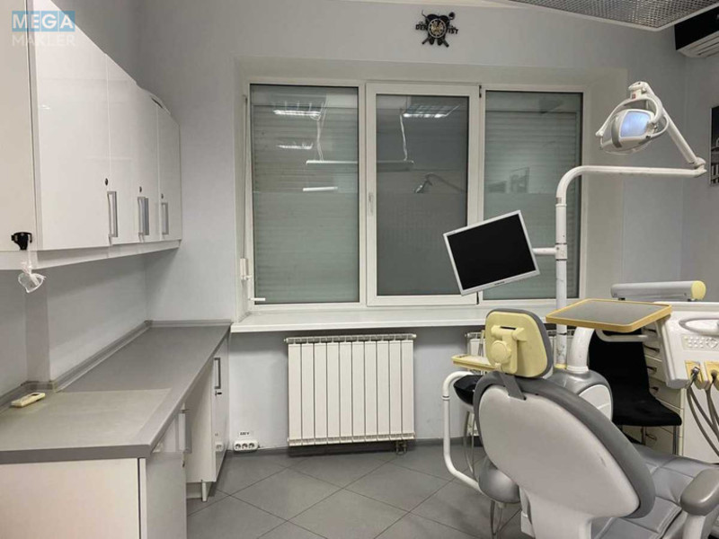 Оренда комерційної нерухомості, 56 кв.м, под офис, <a class="location-link" href="/kiev/" title="Недвижимость Київ">Київ</a>, <a class="location-link" href="/kiev/obolonskij/" title="Недвижимость Оболонський район">Оболонський р-н</a>, Оболонская Набережная ул., 3 (изображение 4)