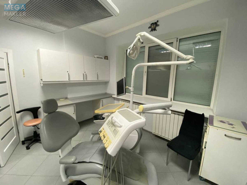 Оренда комерційної нерухомості, 56 кв.м, под офис, <a class="location-link" href="/kiev/" title="Недвижимость Київ">Київ</a>, <a class="location-link" href="/kiev/obolonskij/" title="Недвижимость Оболонський район">Оболонський р-н</a>, Оболонская Набережная ул., 3 (изображение 6)