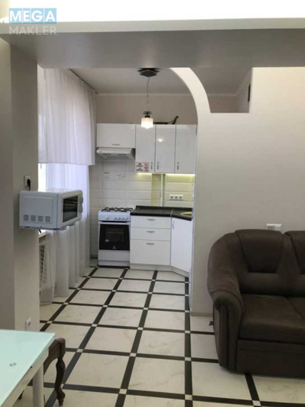 Продаж 2 кімнатної квартири (46/35/9), 2 пов. 17 пов. будинку, <a class="location-link" href="/kiev/" title="Недвижимость Київ">Київ</a>, <a class="location-link" href="/kiev/pecherskij/" title="Недвижимость Печерський район">Печерський р-н</a>, Леси Украинки бульв., 36б (изображение 7)
