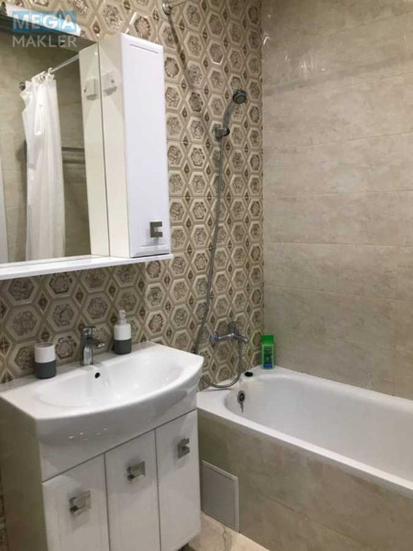 Продаж 2 кімнатної квартири (46/35/9), 2 пов. 17 пов. будинку, <a class="location-link" href="/kiev/" title="Недвижимость Київ">Київ</a>, <a class="location-link" href="/kiev/pecherskij/" title="Недвижимость Печерський район">Печерський р-н</a>, Леси Украинки бульв., 36б (изображение 9)