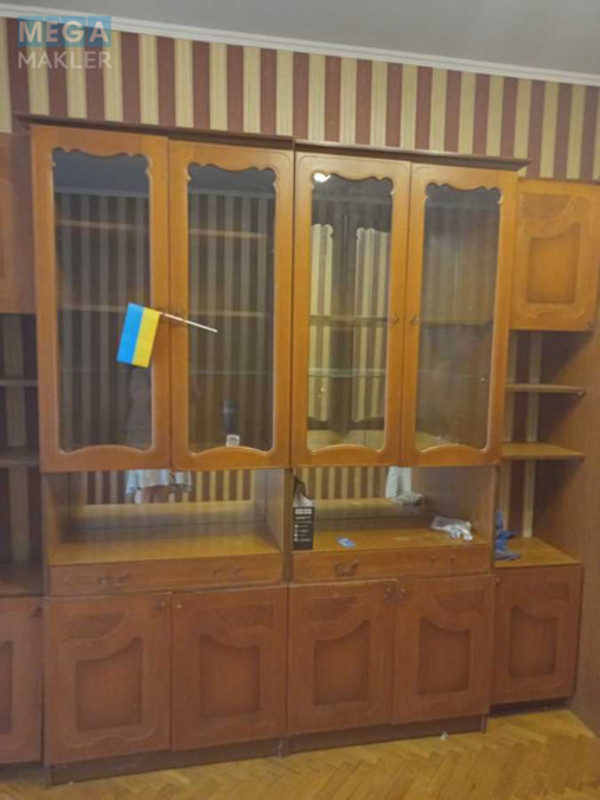 Продаж 2 кімнатної квартири (60/35/11), 3 пов. 9 пов. будинку, <a class="location-link" href="/kiev/" title="Недвижимость Київ">Київ</a>, <a class="location-link" href="/kiev/pecherskij/" title="Недвижимость Печерський район">Печерський р-н</a>, Печерский спуск, 8 (изображение 7)