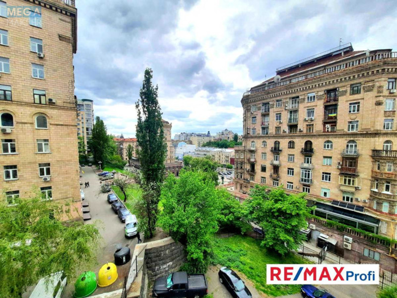 Продаж 2 кімнатної квартири (67/43/8,2), 4 пов. 6 пов. будинку, <a class="location-link" href="/kiev/" title="Недвижимость Київ">Київ</a>, <a class="location-link" href="/kiev/pecherskij/" title="Недвижимость Печерський район">Печерський р-н</a>, Лютеранская ул., 8 (изображение 3)