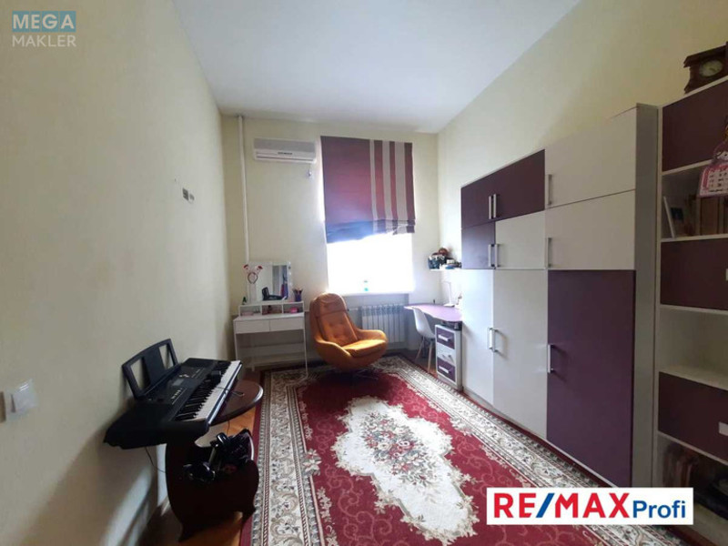 Продаж 2 кімнатної квартири (67/43/8,2), 4 пов. 6 пов. будинку, <a class="location-link" href="/kiev/" title="Недвижимость Київ">Київ</a>, <a class="location-link" href="/kiev/pecherskij/" title="Недвижимость Печерський район">Печерський р-н</a>, Лютеранская ул., 8 (изображение 10)