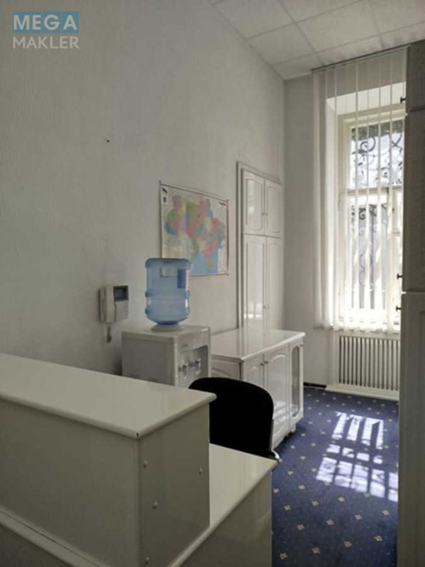 Продаж комерційної нерухомості, 110 кв.м, под офис, <a class="location-link" href="/kiev/" title="Недвижимость Київ">Київ</a>, <a class="location-link" href="/kiev/pecherskij/" title="Недвижимость Печерський район">Печерський р-н</a>, Ольгинська вул., 2/1 (изображение 9)