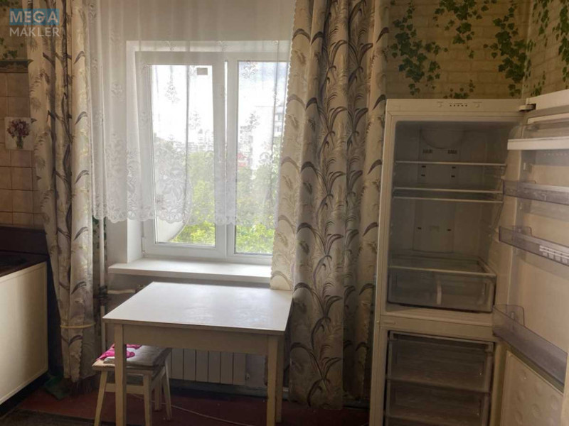 Оренда 2 кімнатної квартири, <a class="location-link" href="/kiev/" title="Недвижимость Київ">Київ</a>, <a class="location-link" href="/kiev/darnickij/" title="Недвижимость Дарницький район">Дарницький р-н</a>, Харьковское шоссе, 180/21 (изображение 4)
