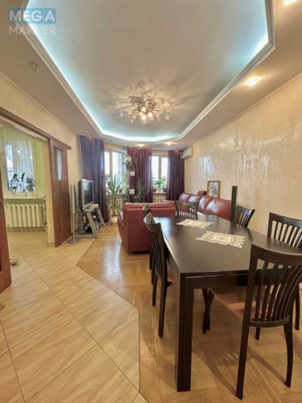 Продаж 4 кімнатної квартири (118/74/14), 9 пов. 12 пов. будинку, <a class="location-link" href="/kiev/" title="Недвижимость Київ">Київ</a>, <a class="location-link" href="/kiev/svyatoshinskij/" title="Недвижимость Святошинський район">Святошинський р-н</a>, Перемоги просп., 125 (изображение 2)