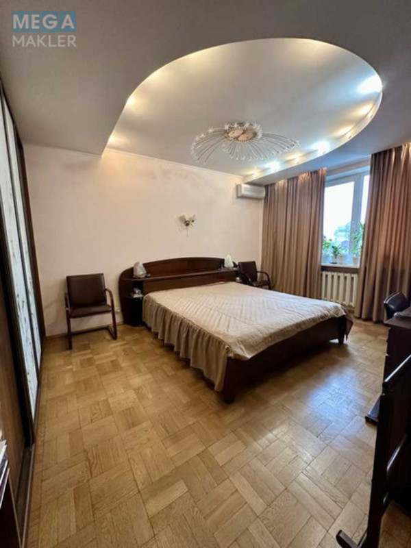 Продаж 4 кімнатної квартири (118/74/14), 9 пов. 12 пов. будинку, <a class="location-link" href="/kiev/" title="Недвижимость Київ">Київ</a>, <a class="location-link" href="/kiev/svyatoshinskij/" title="Недвижимость Святошинський район">Святошинський р-н</a>, Перемоги просп., 125 (изображение 11)