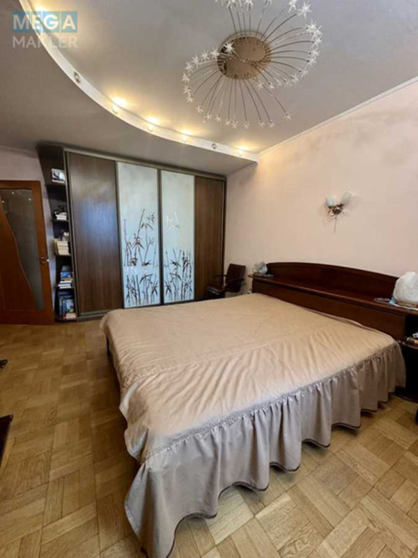 Продаж 4 кімнатної квартири (118/74/14), 9 пов. 12 пов. будинку, <a class="location-link" href="/kiev/" title="Недвижимость Київ">Київ</a>, <a class="location-link" href="/kiev/svyatoshinskij/" title="Недвижимость Святошинський район">Святошинський р-н</a>, Перемоги просп., 125 (изображение 12)