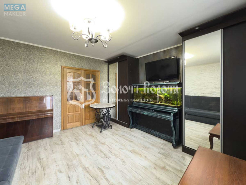 Продаж 3 кімнатної квартири (70,7/41/9,8), 5 пов. 9 пов. будинку, <a class="location-link" href="/kiev/" title="Недвижимость Київ">Київ</a>, <a class="location-link" href="/kiev/obolonskij/" title="Недвижимость Оболонський район">Оболонський р-н</a>, Прирічна вул., 17д (изображение 2)