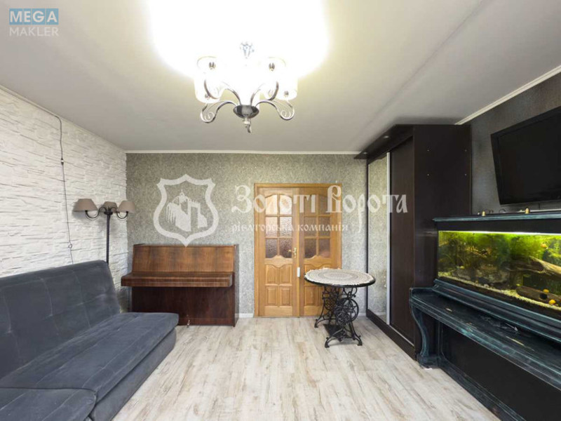 Продаж 3 кімнатної квартири (70,7/41/9,8), 5 пов. 9 пов. будинку, <a class="location-link" href="/kiev/" title="Недвижимость Київ">Київ</a>, <a class="location-link" href="/kiev/obolonskij/" title="Недвижимость Оболонський район">Оболонський р-н</a>, Прирічна вул., 17д (изображение 3)