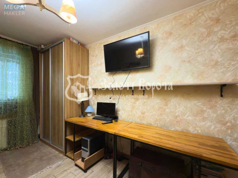 Продаж 3 кімнатної квартири (70,7/41/9,8), 5 пов. 9 пов. будинку, <a class="location-link" href="/kiev/" title="Недвижимость Київ">Київ</a>, <a class="location-link" href="/kiev/obolonskij/" title="Недвижимость Оболонський район">Оболонський р-н</a>, Прирічна вул., 17д (изображение 7)