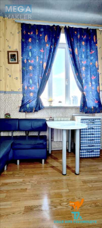 Продаж 2 кімнатної квартири (58/39/8), 5 пов. 5 пов. будинку, <a class="location-link" href="/kiev/" title="Недвижимость Київ">Київ</a>, <a class="location-link" href="/kiev/goloseevskij/" title="Недвижимость Голосіївський район">Голосіївський р-н</a>, Никольско-Ботаническая ул., 15/17 (изображение 8)