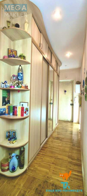 Продаж 2 кімнатної квартири (58/39/8), 5 пов. 5 пов. будинку, <a class="location-link" href="/kiev/" title="Недвижимость Київ">Київ</a>, <a class="location-link" href="/kiev/goloseevskij/" title="Недвижимость Голосіївський район">Голосіївський р-н</a>, Никольско-Ботаническая ул., 15/17 (изображение 12)