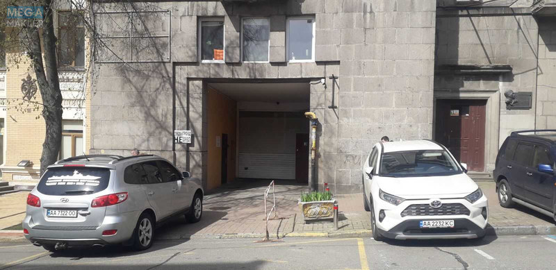 Оренда комерційної нерухомості, 12 кв.м, под магазин, <a class="location-link" href="/kiev/" title="Недвижимость Київ">Київ</a>, <a class="location-link" href="/kiev/shevchenkovskij/" title="Недвижимость Шевченківський район">Шевченківський р-н</a>, Николая Лысенко ул., 4-6 (изображение 2)