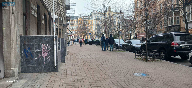 Оренда комерційної нерухомості, 182 кв.м, <a class="location-link" href="/kiev/" title="Недвижимость Київ">Київ</a>, <a class="location-link" href="/kiev/shevchenkovskij/" title="Недвижимость Шевченківський район">Шевченківський р-н</a>, Николая Лысенко ул., 4-6 (изображение 4)
