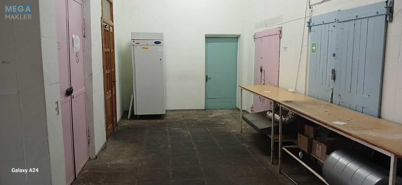 Оренда окремої будівлі/побудови, 111,60 кв.м, под производство, <a class="location-link" href="/kiev/" title="Недвижимость Київ">Київ</a>, <a class="location-link" href="/kiev/solomenskij/" title="Недвижимость Солом'янський район">Солом'янський р-н</a>, Вокзальная пл., 3 (изображение 5)