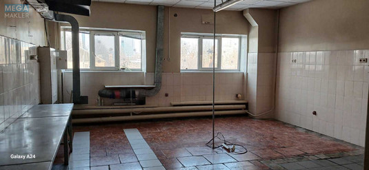 Оренда окремої будівлі/побудови, 111,60&nbsp;кв.м, под производство, <a class="location-link" href="/kiev/" title="Недвижимость Київ">Київ</a>, <a class="location-link" href="/kiev/solomenskij/" title="Недвижимость Солом'янський район">Солом'янський р-н</a>, Вокзальная пл., 3 (изображение 6)