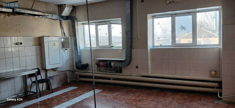 Оренда окремої будівлі/побудови, 111,60 кв.м, под производство, <a class="location-link" href="/kiev/" title="Недвижимость Київ">Київ</a>, <a class="location-link" href="/kiev/solomenskij/" title="Недвижимость Солом'янський район">Солом'янський р-н</a>, Вокзальная пл., 3 (изображение 7)