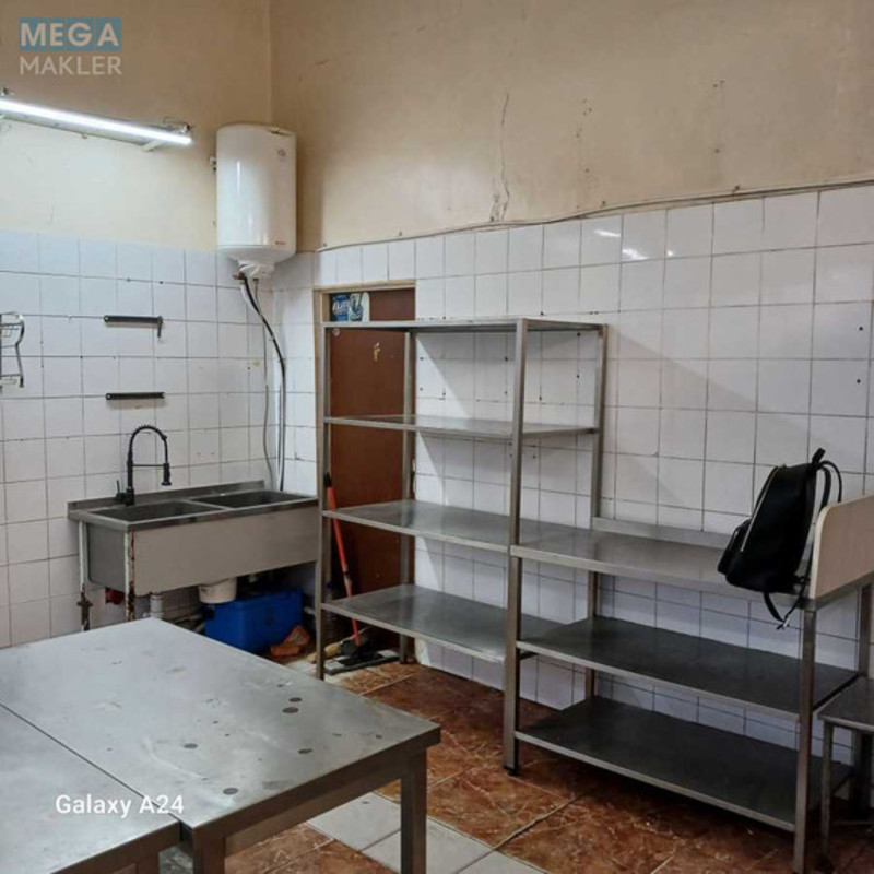 Оренда окремої будівлі/побудови, 83,50 кв.м, под производство, <a class="location-link" href="/kiev/" title="Недвижимость Київ">Київ</a>, <a class="location-link" href="/kiev/solomenskij/" title="Недвижимость Солом'янський район">Солом'янський р-н</a>, Вокзальная пл., 3 (изображение 7)