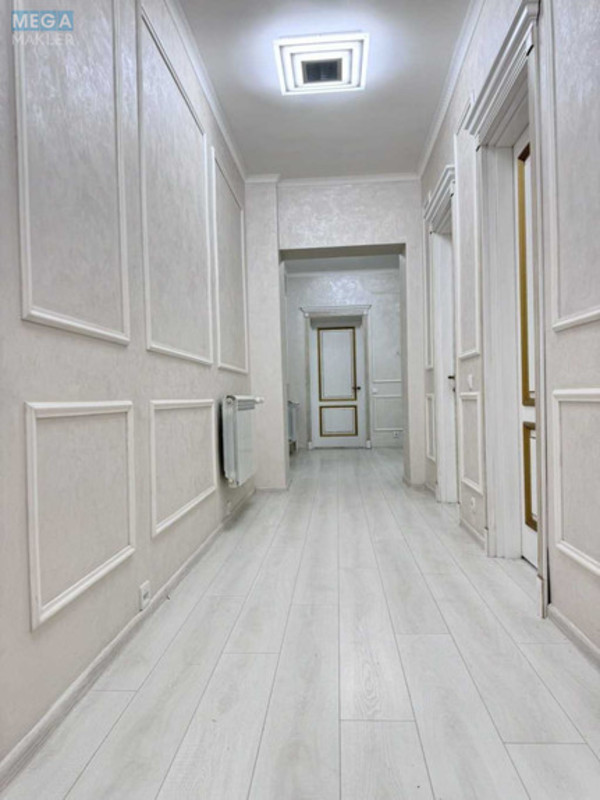 Продаж дома, 2 поверху, 220 кв.м, 5 кімнат, ділянка 8 соток, <a class="location-link" href="/bucha/" title="Недвижимость Буча">Буча</a>, Гребінки (изображение 3)