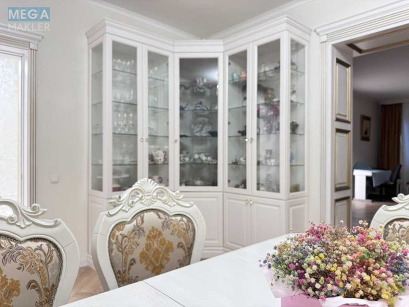 Продаж дома, 2 поверху, 220 кв.м, 5 кімнат, ділянка 8 соток, <a class="location-link" href="/bucha/" title="Недвижимость Буча">Буча</a>, Гребінки (изображение 6)