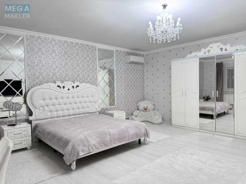 Продаж дома, 2 поверху, 220 кв.м, 5 кімнат, ділянка 8 соток, <a class="location-link" href="/bucha/" title="Недвижимость Буча">Буча</a>, Гребінки (изображение 16)