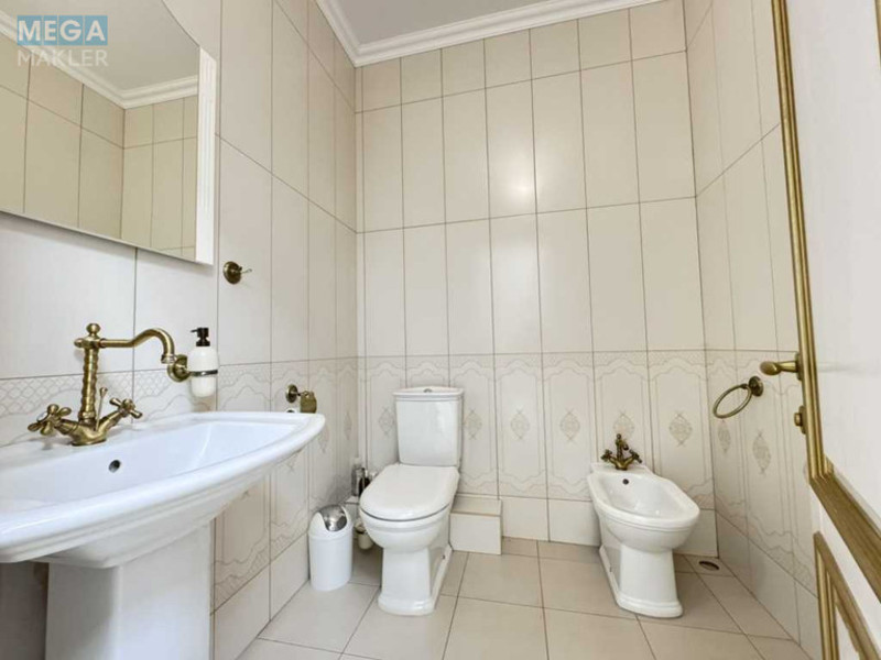 Продаж дома, 2 поверху, 220 кв.м, 5 кімнат, ділянка 8 соток, <a class="location-link" href="/bucha/" title="Недвижимость Буча">Буча</a>, Гребінки (изображение 18)