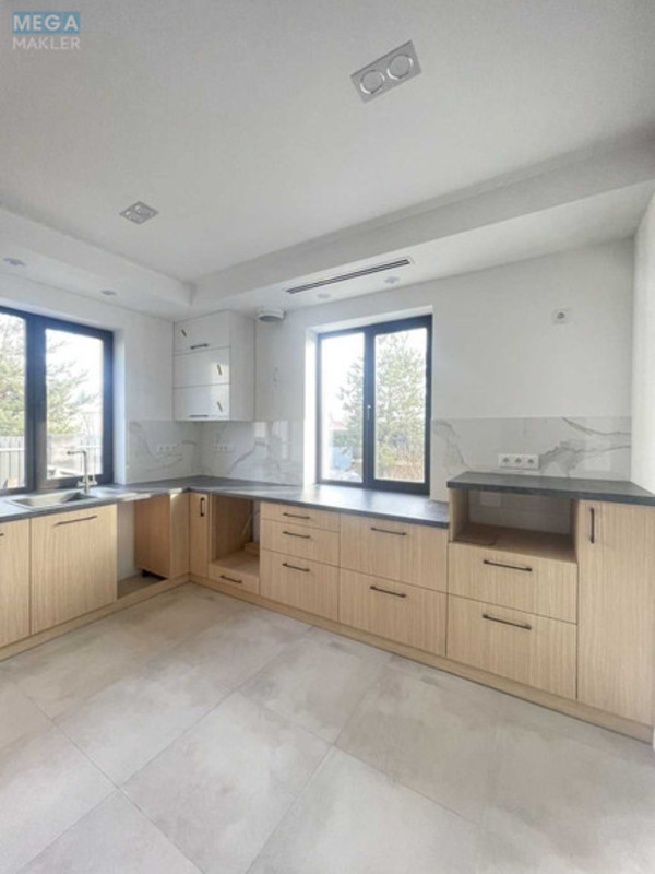 Продаж дома, 3 поверху, 160 кв.м, 5 кімнат, ділянка 4 сотки, <a class="location-link" href="/vorzel/" title="Недвижимость Ворзель">Ворзель</a>, Лесная (изображение 6)