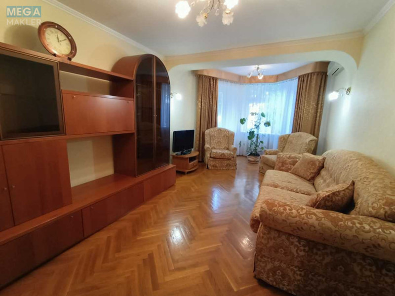 Оренда 4 кімнатні квартири, <a class="location-link" href="/kiev/" title="Недвижимость Київ">Київ</a>, <a class="location-link" href="/kiev/shevchenkovskij/" title="Недвижимость Шевченківський район">Шевченківський р-н</a>, Тургеневская ул., 16 (изображение 3)