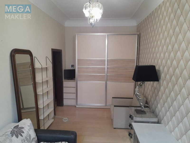 Продаж 2 кімнатної квартири (46/26/7), 4 пов. 5 пов. будинку, <a class="location-link" href="/kiev/" title="Недвижимость Київ">Київ</a>, <a class="location-link" href="/kiev/shevchenkovskij/" title="Недвижимость Шевченківський район">Шевченківський р-н</a>, Лисенко 8 ( <img src="https://megamakler.com.ua/metro/00ff00.gif" alt="" class="metro" /> м. Золотые ворота, 5 минут ) (изображение 4)