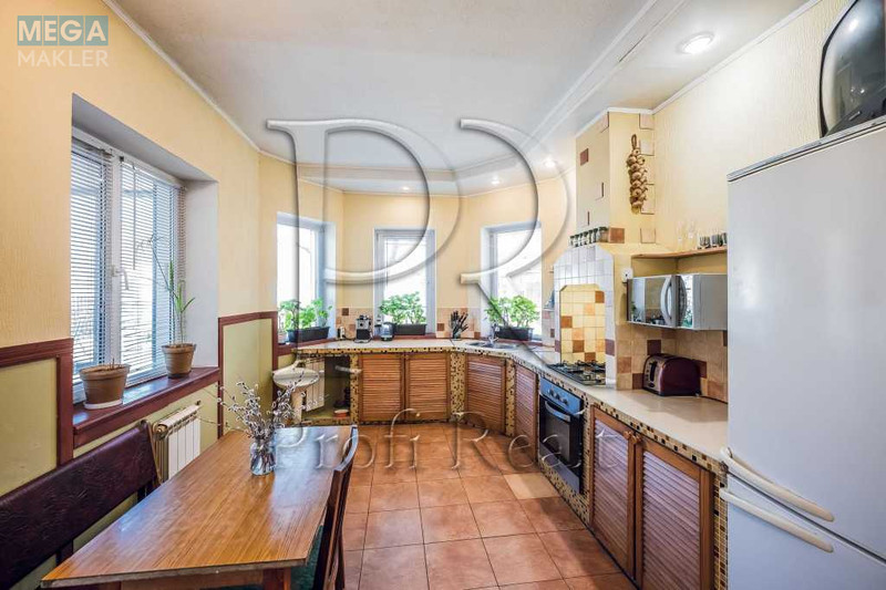 Продаж дома, 2 поверху, 175 кв.м, 5 кімнат, ділянка 6 соток, <a class="location-link" href="/kiev/" title="Недвижимость Київ">Київ</a>, <a class="location-link" href="/kiev/darnickij/" title="Недвижимость Дарницький район">Дарницький р-н</a>, 84-а Садова вул. (изображение 3)