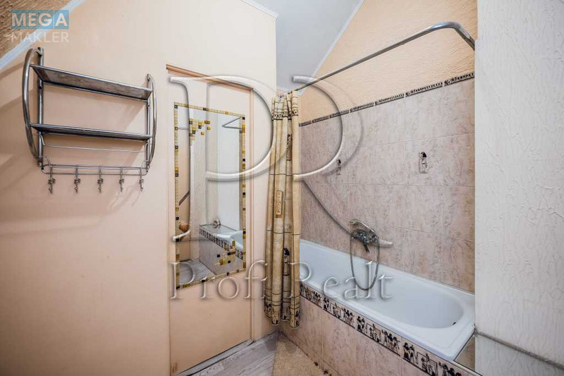 Продаж дома, 2 поверху, 175 кв.м, 5 кімнат, ділянка 6 соток, <a class="location-link" href="/kiev/" title="Недвижимость Київ">Київ</a>, <a class="location-link" href="/kiev/darnickij/" title="Недвижимость Дарницький район">Дарницький р-н</a>, 84-а Садова вул. (изображение 13)