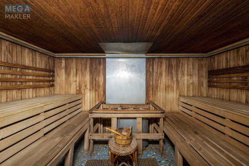Продаж комерційної нерухомості, 710 кв.м, <a class="location-link" href="/kiev/" title="Недвижимость Київ">Київ</a>, <a class="location-link" href="/kiev/obolonskij/" title="Недвижимость Оболонський район">Оболонський р-н</a>, Героев Сталинграда просп., 12д (изображение 18)