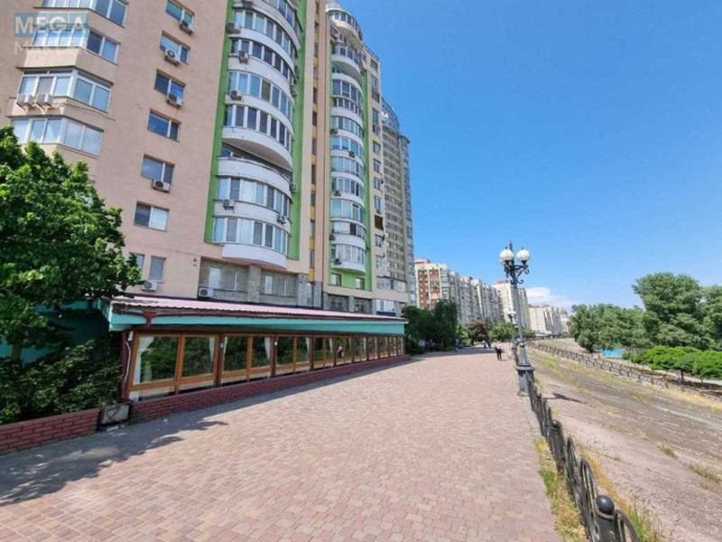 Продаж комерційної нерухомості, 710 кв.м, <a class="location-link" href="/kiev/" title="Недвижимость Київ">Київ</a>, <a class="location-link" href="/kiev/obolonskij/" title="Недвижимость Оболонський район">Оболонський р-н</a>, Героев Сталинграда просп., 12д (изображение 22)